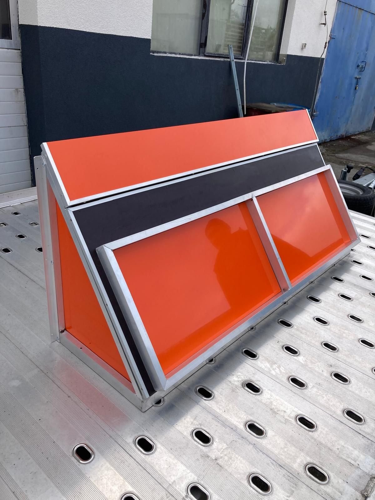 Wylot dla ptaków - konstrukcja aluminiowa