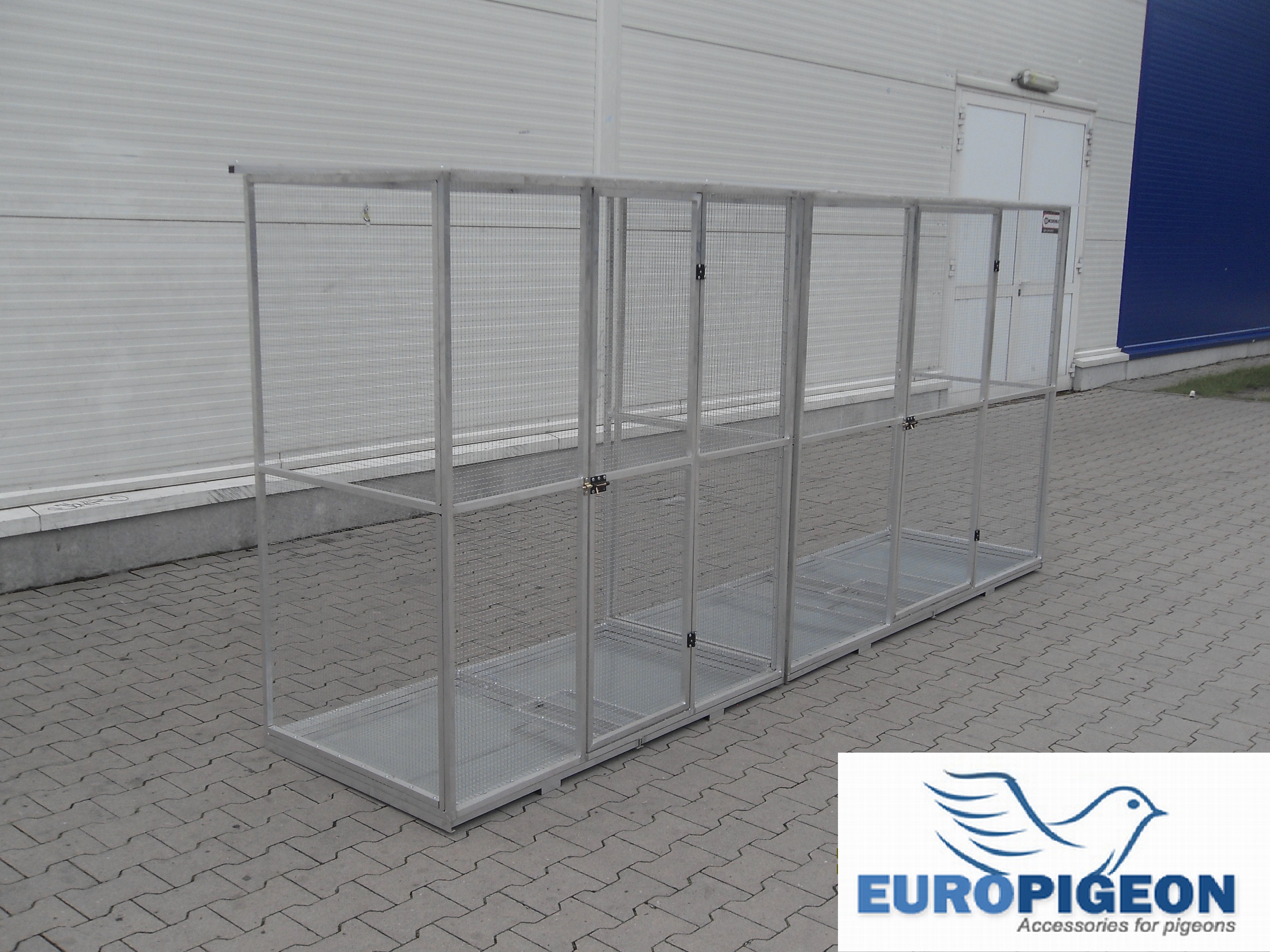 Woliera aluminiowa - widok główny